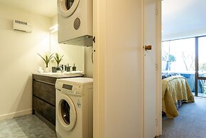 Alpine Gold With Incredible Lake Views SPA