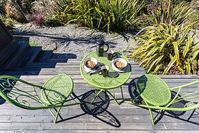 Alpine Gold With Incredible Lake Views SPA