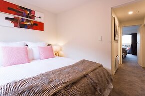 Distinctive Adjacent Two Lake View Townhouses