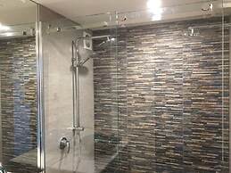 Distinctive Adjacent Two Lake View Townhouses