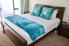 52: Stunning Views Family House, Queentown Hill