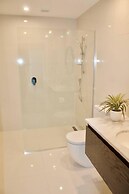 52: Stunning Views Family House, Queentown Hill