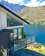 52: Stunning Views Family House, Queentown Hill