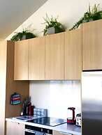 Remarkable Lake View Townhouse Queenstown Hill