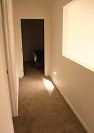 Remarkable Lake View Townhouse Queenstown Hill