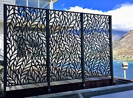 Lake View Apartment Queenstown Hill