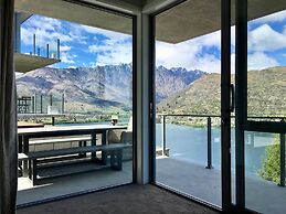 Lake View Apartment Queenstown Hill