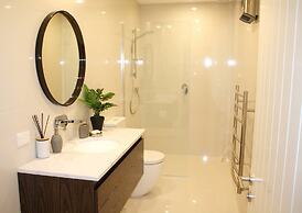 Lake View Apartment Queenstown Hill