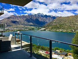 Lake View Apartment Queenstown Hill