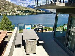 Lake View Apartment Queenstown Hill