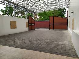 Green Belt Kost Exclusive