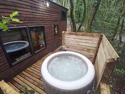 Tiny House Hot Tub