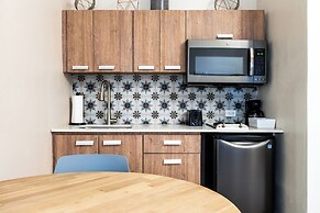 La Mona Loiza Apartments Complex