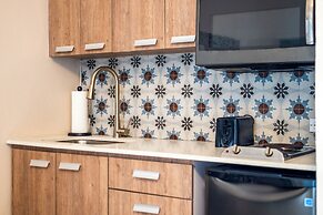 La Mona Loiza Apartments Complex