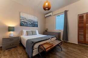 La Mona Loiza Apartments Complex