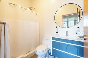 La Mona Loiza Apartments Complex