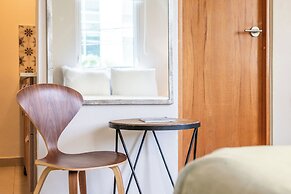 La Mona Loiza Apartments Complex