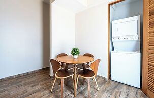 La Mona Loiza Apartments Complex