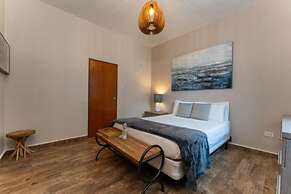 La Mona Loiza Apartments Complex