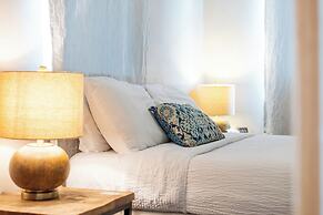 La Mona Loiza Apartments Complex