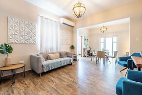 La Mona Loiza Apartments Complex