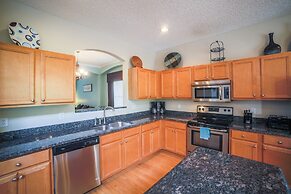 Enchanted Emerald Oasis by VillaDirect