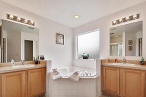 Cinderellas Other Castle by VillaDirect