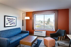 Holiday Inn Express & Suites Bend South by IHG