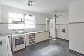 Alto Palermo Apartment - 6 Guests