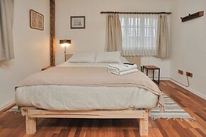 Rustika Bed & Breakfast