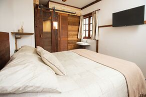 Rustika Bed & Breakfast