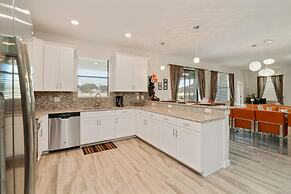 Sunset Getaway by VillaDirect