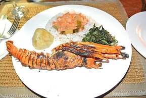 Mike's Beach Cottages