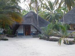 Mike's Beach Cottages