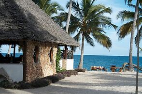 Mike's Beach Cottages