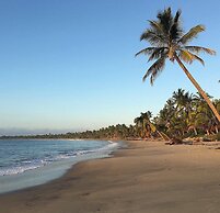 Mike's Beach Cottages