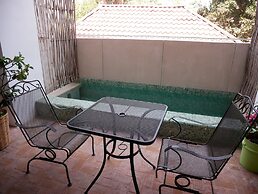 Madre Tierra Hotel & Coworking & Hostal