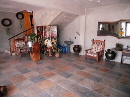 Madre Tierra Hotel & Coworking & Hostal