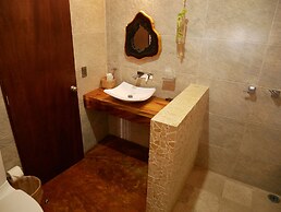 Madre Tierra Hotel & Coworking & Hostal