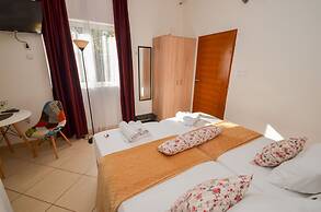 Apartments Tea Kotor