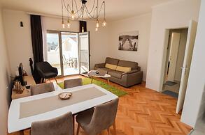 Apartments Tea Kotor