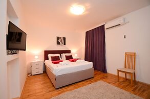 Apartments Tea Kotor