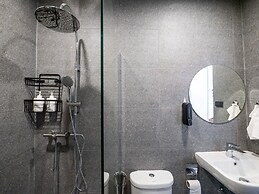 Haus Sathorn 11 Bed & Breakfast