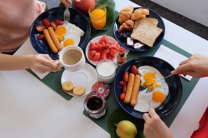 Haus Sathorn 11 Bed & Breakfast