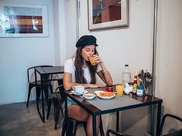 Haus Sathorn 11 Bed & Breakfast