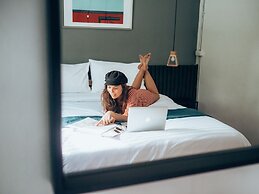 Haus Sathorn 11 Bed & Breakfast