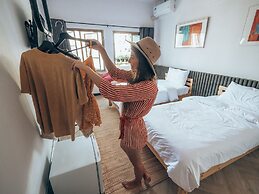 Haus Sathorn 11 Bed & Breakfast