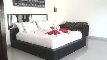 Tom and Jerry Villa Lombok