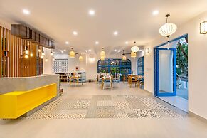 Santorin HoiAn Villa