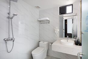 Crown Hotel Nha Trang